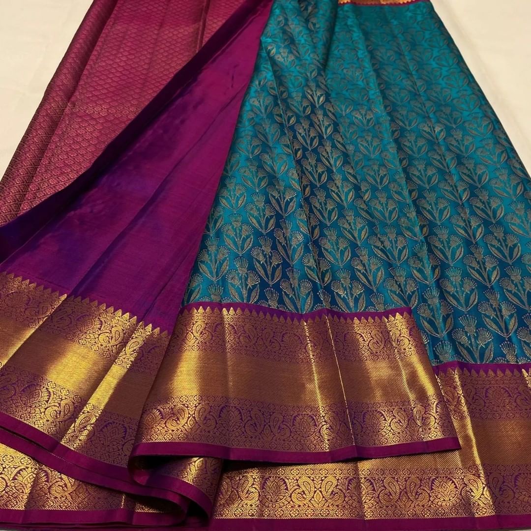 Peacock Green Baarasi Jari silk Saree