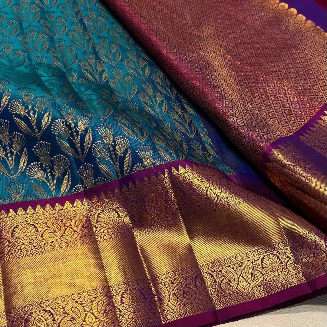 Peacock Green Baarasi Jari silk Saree