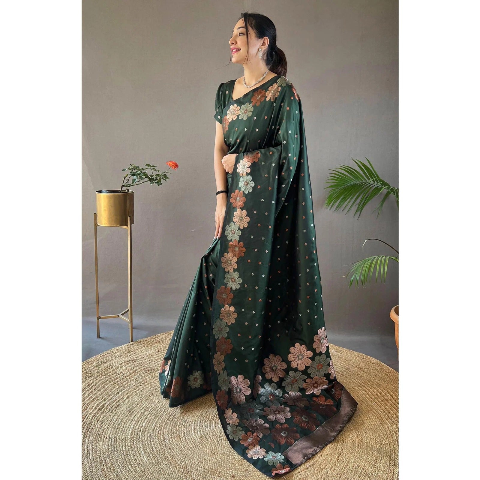 Flower pattern Soft silk Saree