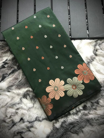 Flower pattern Soft silk Saree