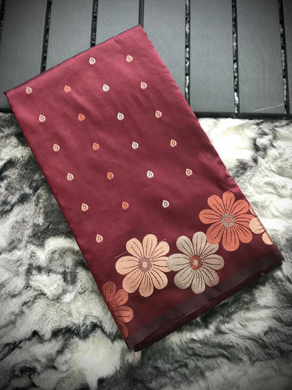 Flower pattern Soft silk Saree
